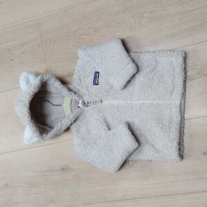 Patagonia baby furry friends hoody 3-6m